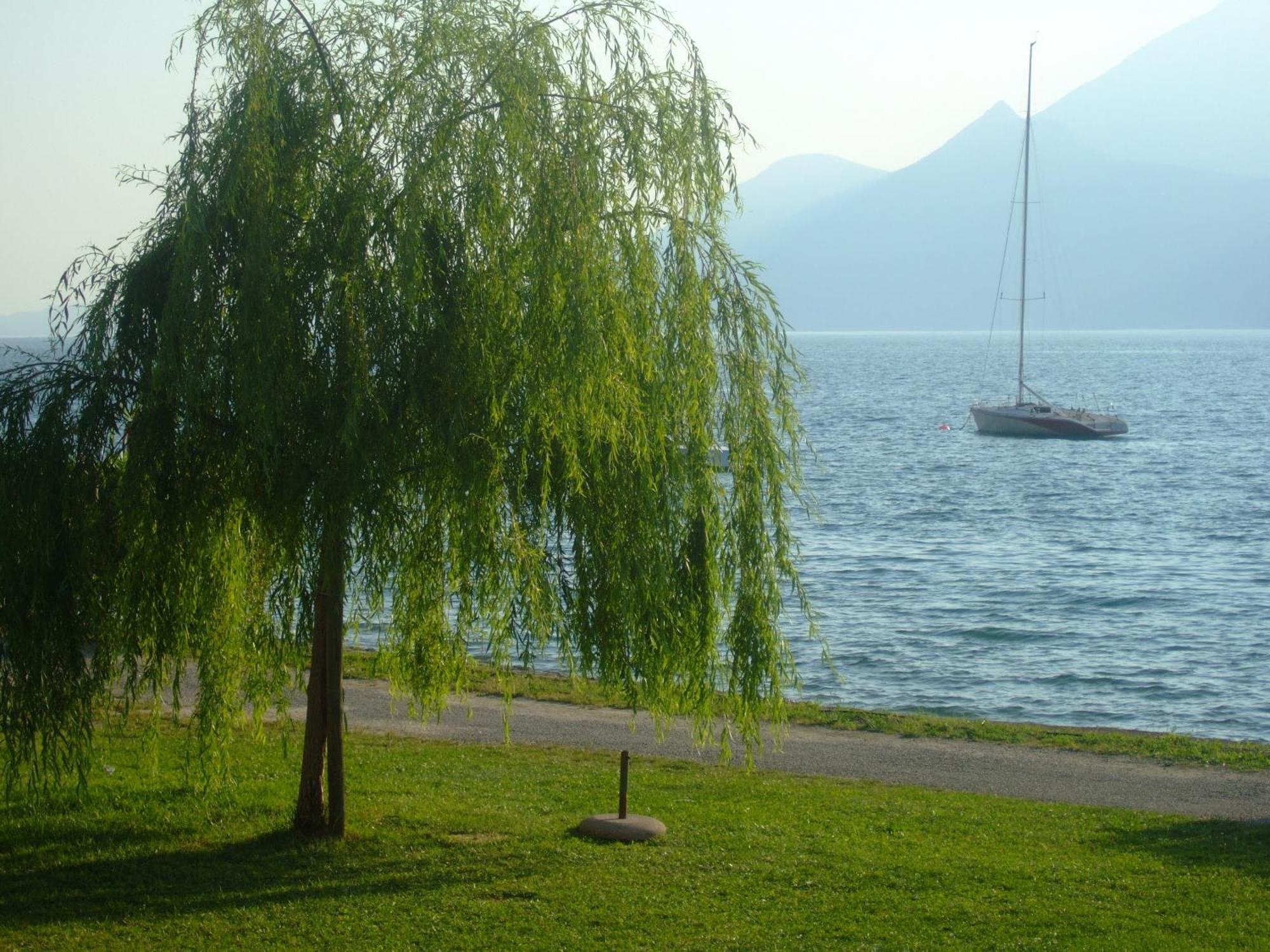 Residence San Vito Brenzone sul Garda Eksteriør bilde